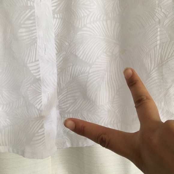 Ellen Tracy White Botton down Top (M) - Picture 5 of 8